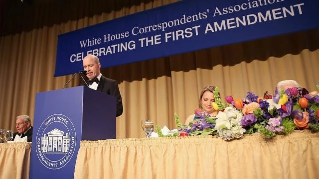 White House aides and press corps toasts press freedom, Trump a no-show