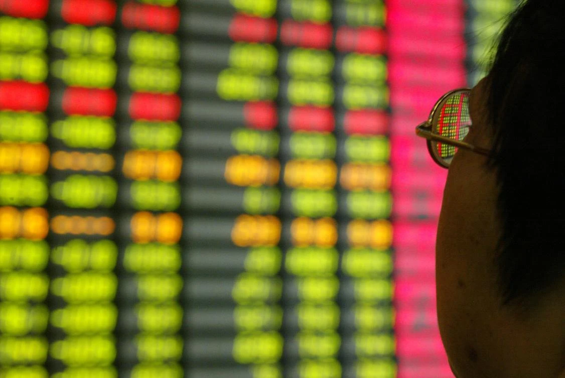 Foreign bankers had expressed concern over restrictions on single foreign investors owning more than 30 percent in Chinese securities ventures. (Reuters)