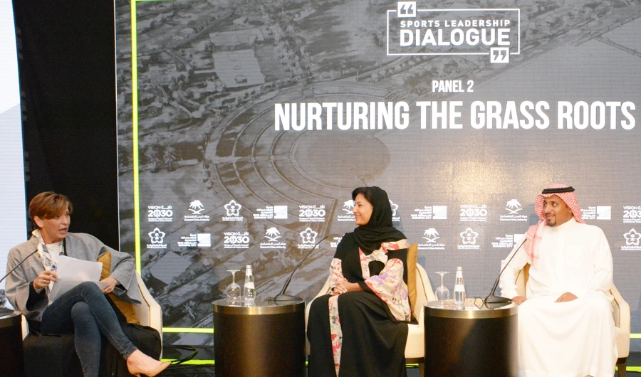 Princess Reema bint Bandar, president of the Saudi Federation for Community Sports, responds to CNN anchor Becky Anderson during the event in Jeddah. (AN photo by Huda Bashatah)