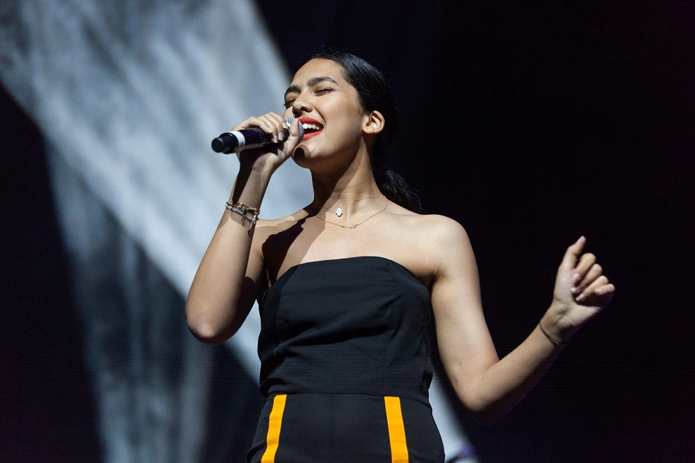 Manal shines as indie music gets night at the Dubai opera