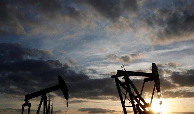Oil pares losses as Israel lines up Iran announcement