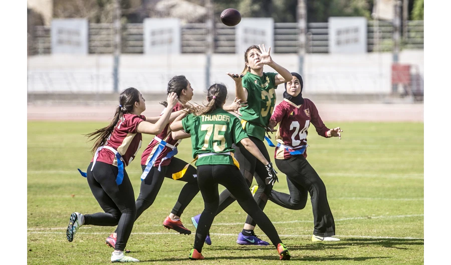 Cairo women take to the American football field