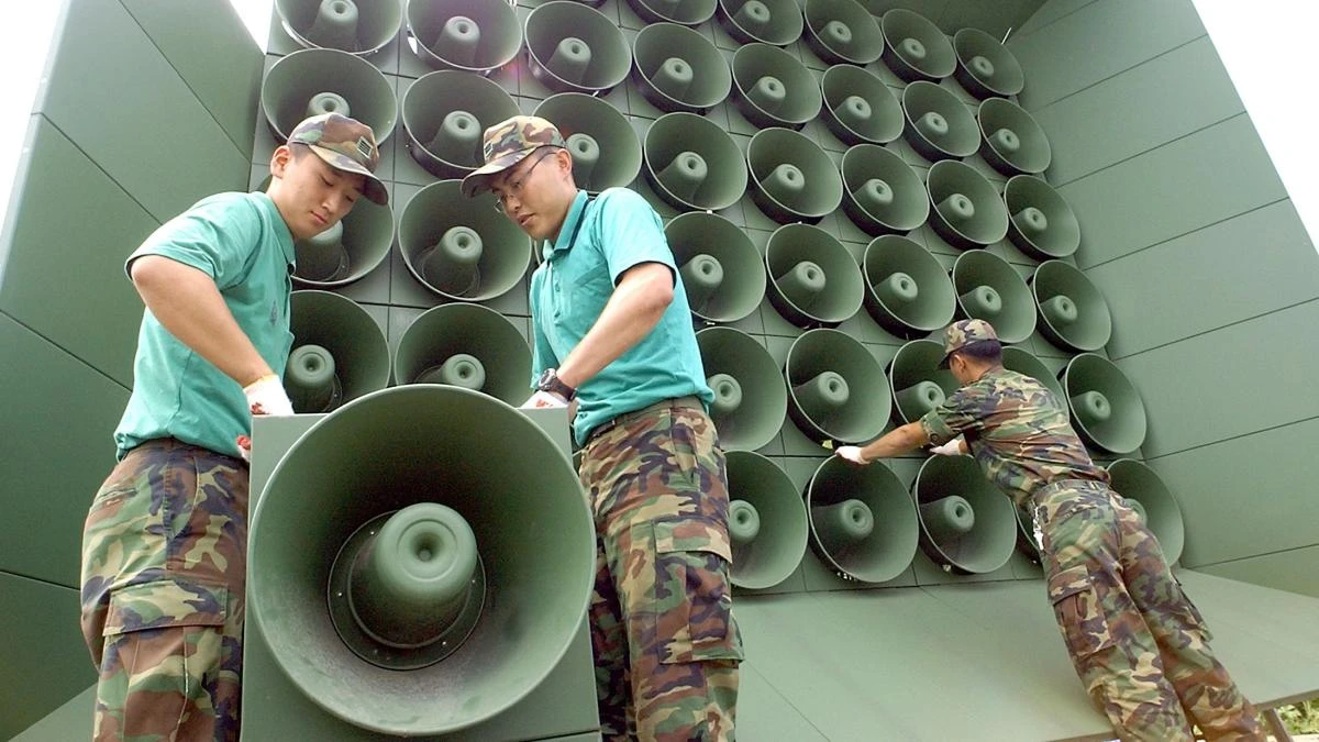 The South Koreans had removed propaganda loudspeakers days before the north did the same. (AFP/ Kim Jae-Hwan)