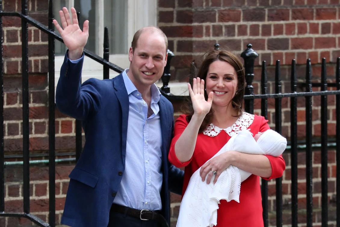 Britain’s Prince William, Duke of Cambridge (L) and Britain’s Catherine, Duchess of Cambridge aka Kate Middleton show their newly-born son, their third child, to the media outside the Lindo Wing at St. Mary’s Hospital in central London. (AFP)