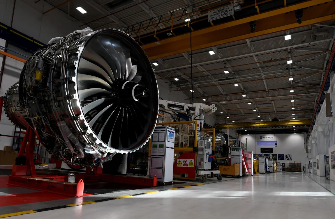 Rolls-Royce sticks to profit forecast, working on engine repair solution