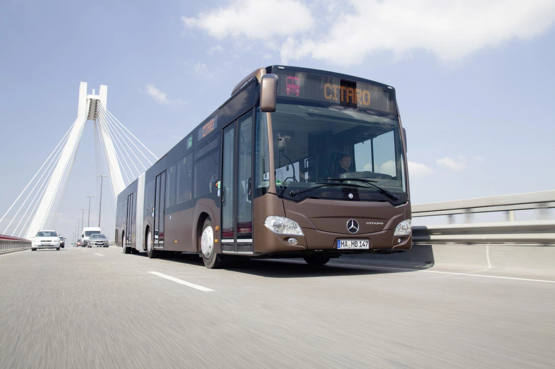 Saudi Arabia aims to build buses, operate toll roads
