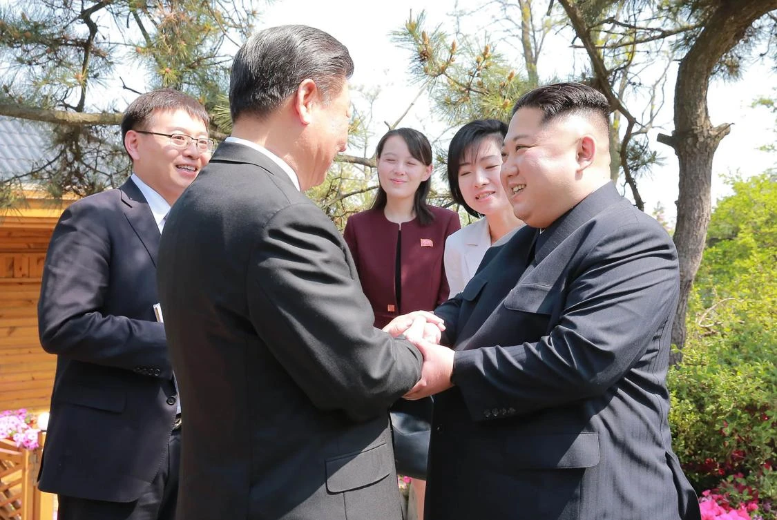 Photo showing China’s President Xi Jinping shaking hands with North Korean leader Kim Jong Un before the latter’s departure, from Chinese city of Dalian, China, May 8, 2018. (AFP)