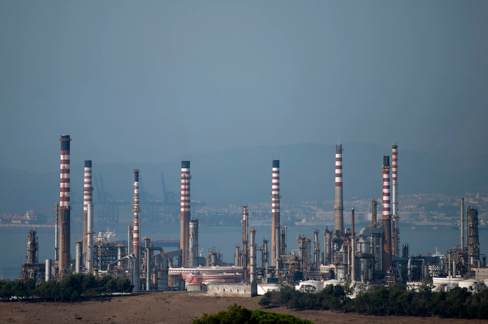 Saudi Basic Industries Corp. (SABIC), the world’s No. 4 petrochemical company, wants to buy about half of the $4.6-billion Indian petchem project backed by Oil and Natural Gas Corp. (AFP)