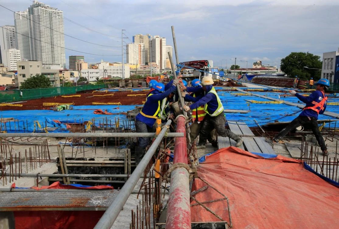 Government spending on the other hand grew by 13.6 percent from an almost standstill 0.1 percent scenario last year, spurred by the Duterte administration’s focus on the Build! Build! Build! Program. (Reuters)