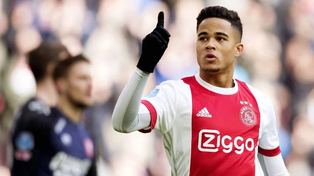 Manchester City could land Justin Kluivert in a cut-price deal. (AFP)