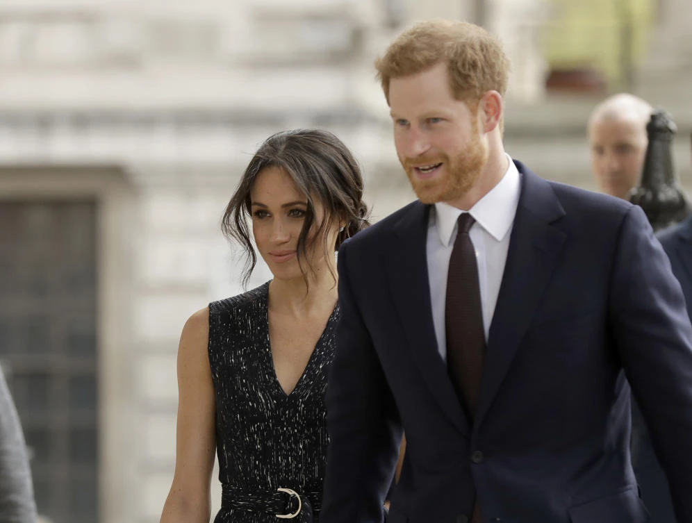 Royal retreat of Windsor prepares to party for Harry, Meghan