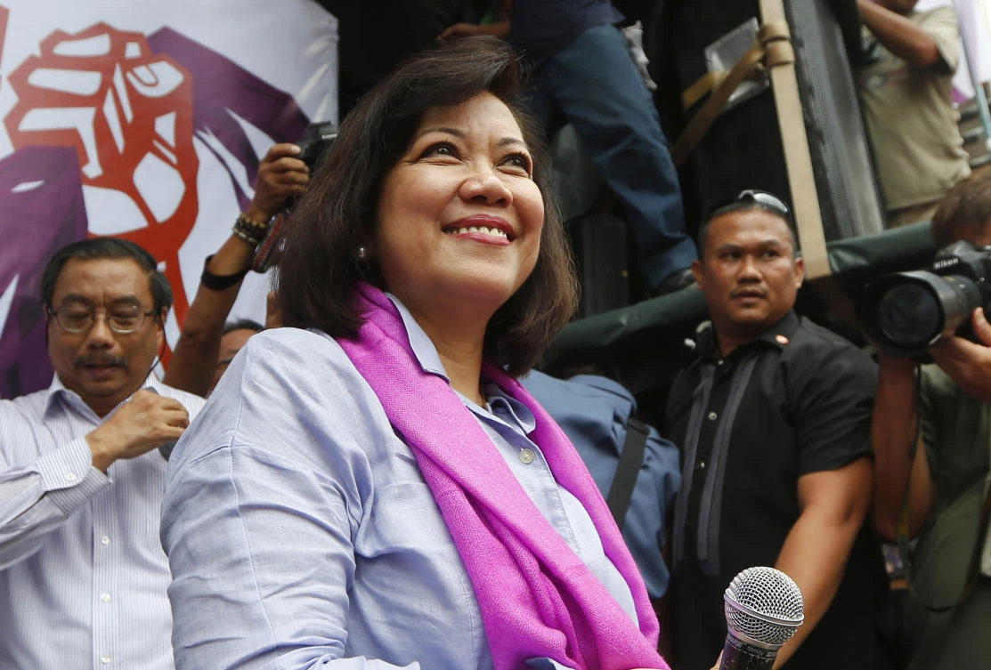 Sacked Philippine chief justice to appeal her ouster