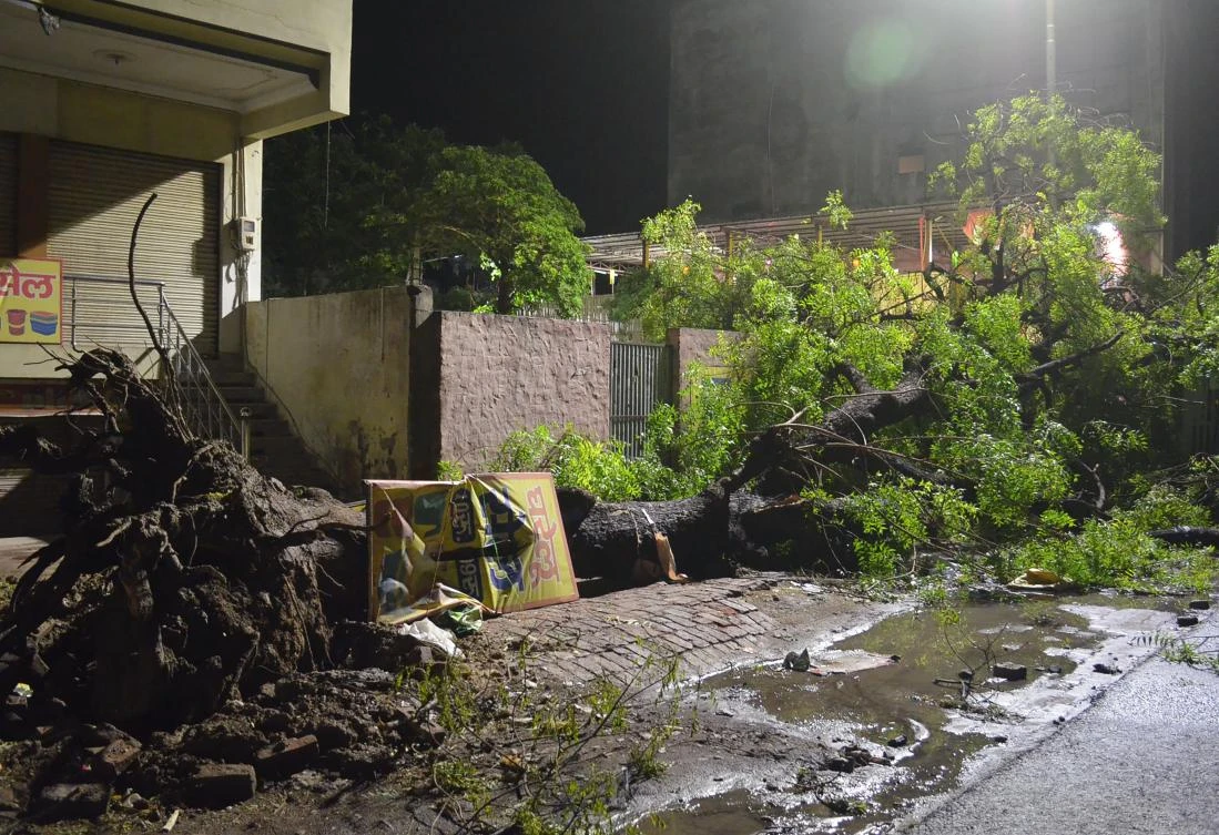 Violent storms in India kill at least 86