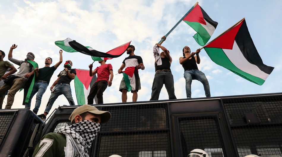 World anger mounts over Gaza deaths