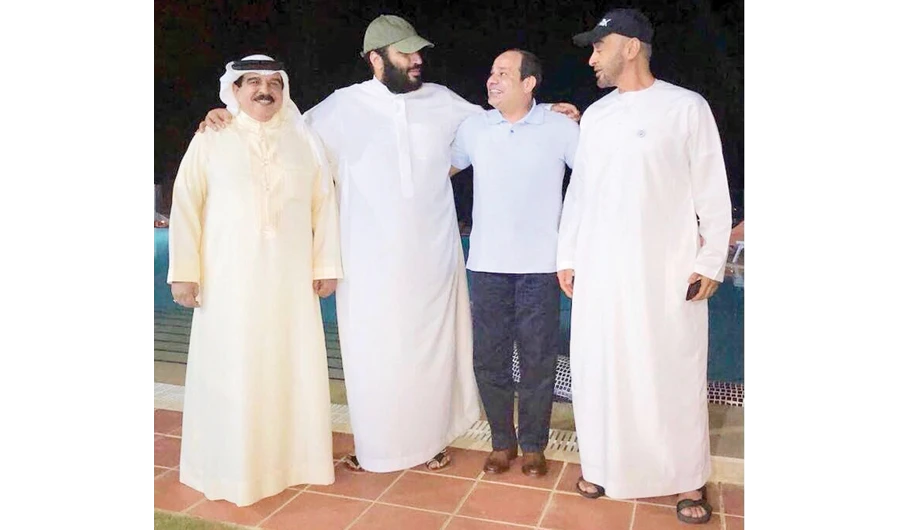El-Sisi hosts dinner for Arab allies