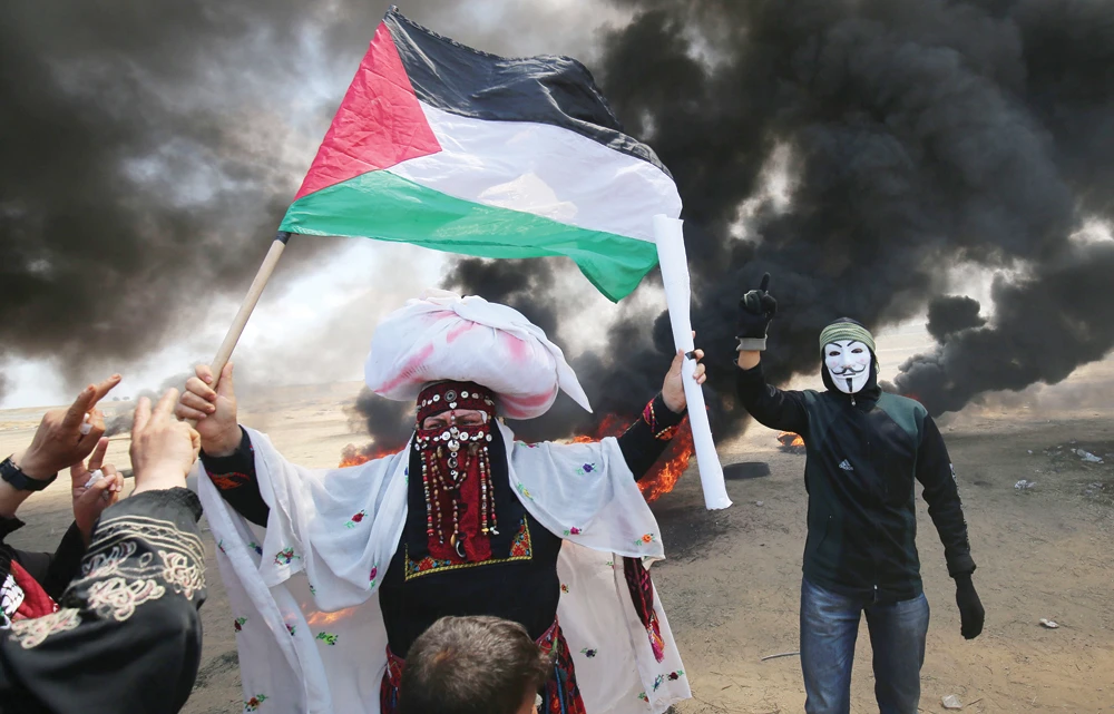 UN votes to send war-crimes investigators to Gaza