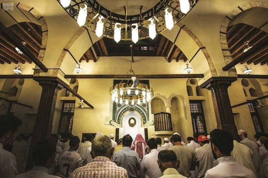 Muslims perform prayers at renovated historic mosques in Saudi Arabia. (SPA)