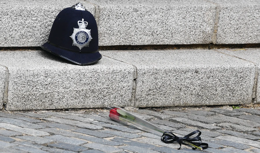 Britain struggles to stamp out extremism in prisons