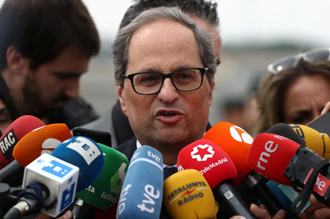 Madrid blocks Catalan councilors as Spain stand-off drags on
