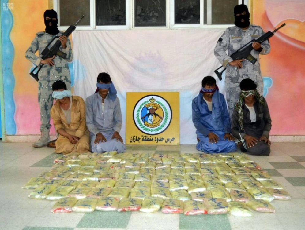 Saudi border guards thwarted several attempts to smuggle 1,117 kilograms of hashish and arrested 30 suspects from different nationalities. (SPA)
