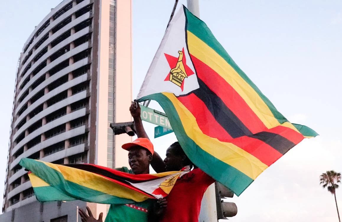 Zimbabwe applies to rejoin Commonwealth
