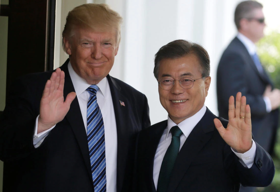 US President Donald Trump (L) welcomes South Korean President Moon Jae-in at the White House in Washington, DC, US, June 30, 2017. (Reuters)