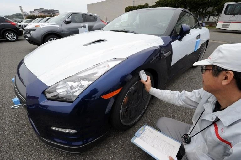 Trump administration weighs slapping tariffs on auto imports