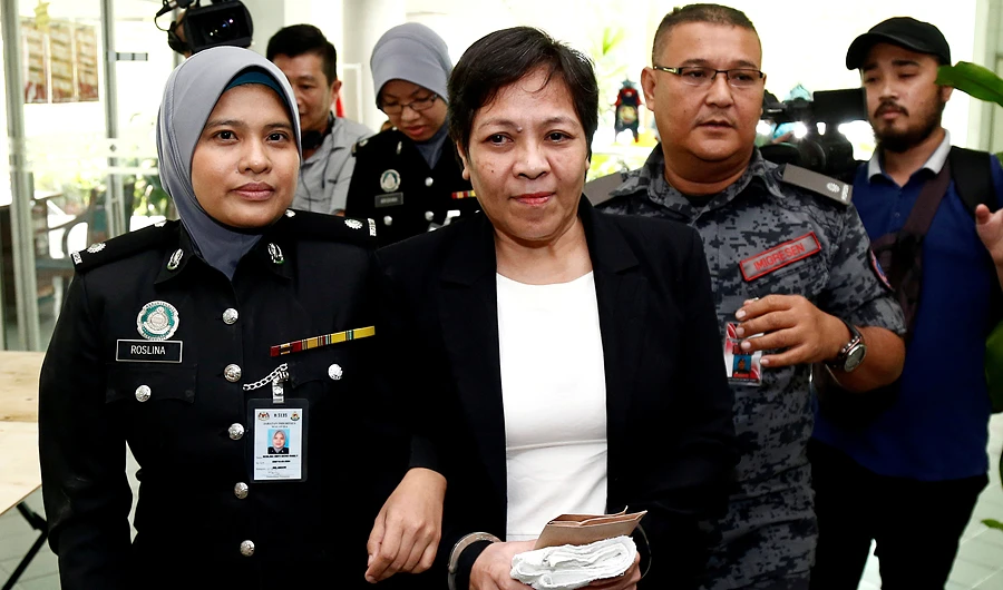 Prosecutors had sought the appeals court conviction, which overturned the earlier acquittal of Maria Exposto, 54, of charges of smuggling the drugs in a backpack in Dec. 2014. (Reuters)