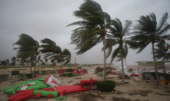 Cyclone Mekunu subsides after leaving 10 dead, 40 missing in Oman and Yemen