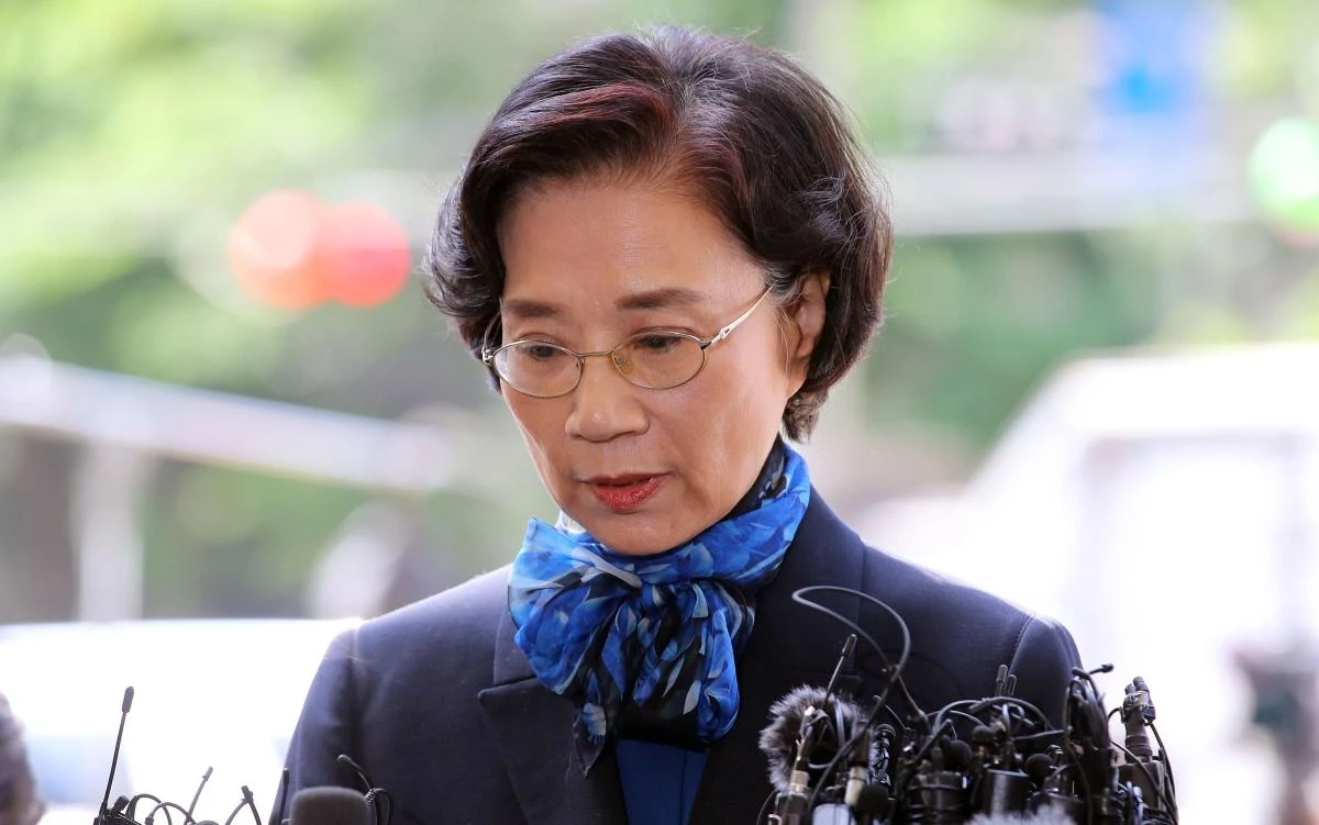 Mother of ‘nut rage’ Korean Air heiress questioned