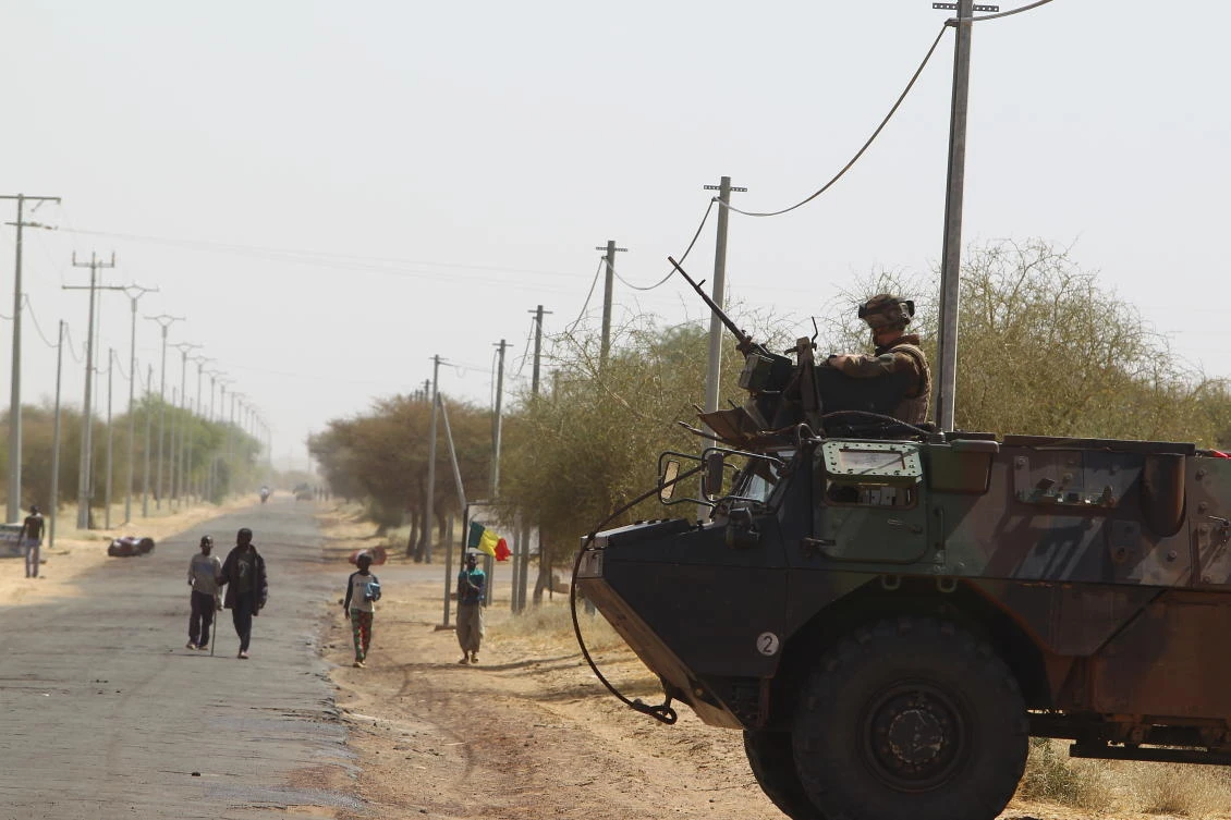 20 killed in suspected militant attack in Mali: sources