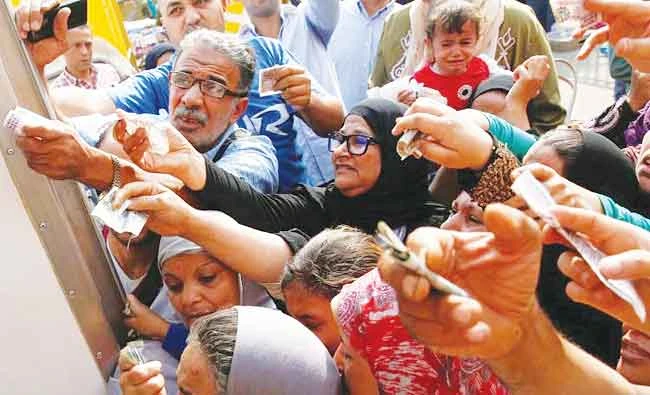 Egyptian officials arrested on suspicion of taking bribes from commodity firms