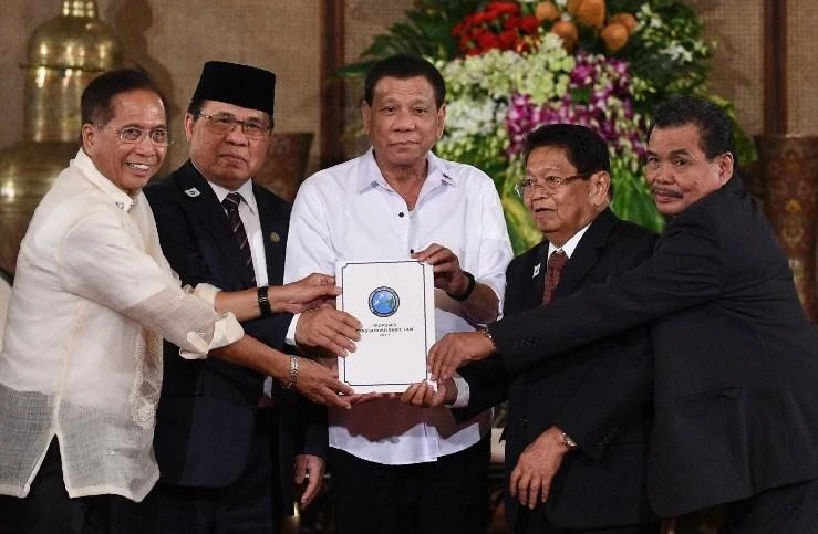 Philippine Congress passes autonomy bill for volatile Muslim region