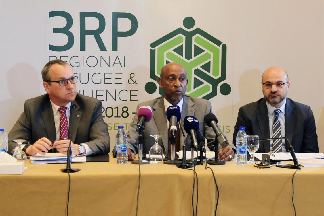 Amin Awad (C), UNHCR Director for the Middle East and North Africa, Geert Cappelaere (L), UNICEF Regional Director for the Middle East and North Africa, and Samuel Rizk (R), Manager, Sub-Regional Response Facility, UNDP Arab States, attend a news conference in Amman, Jordan May 31, 2018. (Reuters)