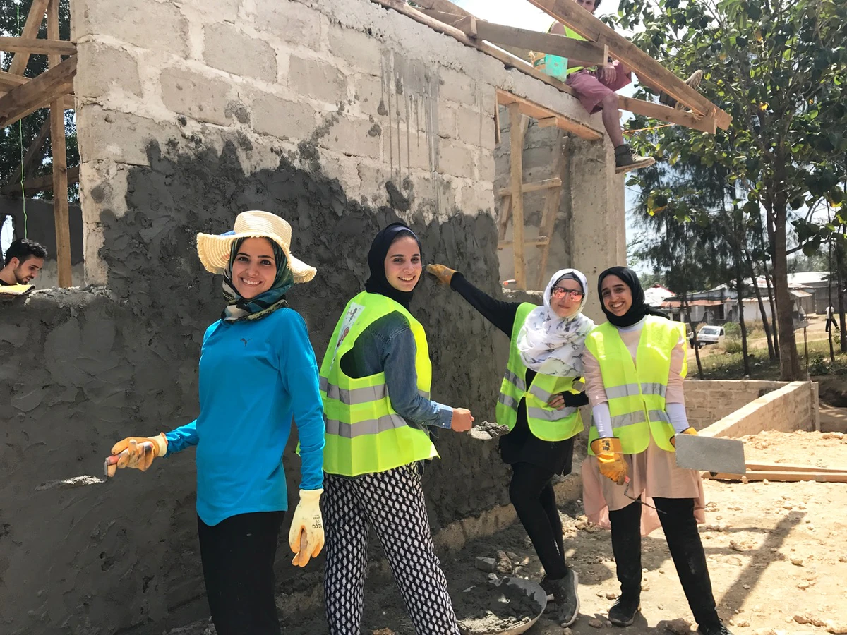 Social enterprise, a new way to  spend your summer leave