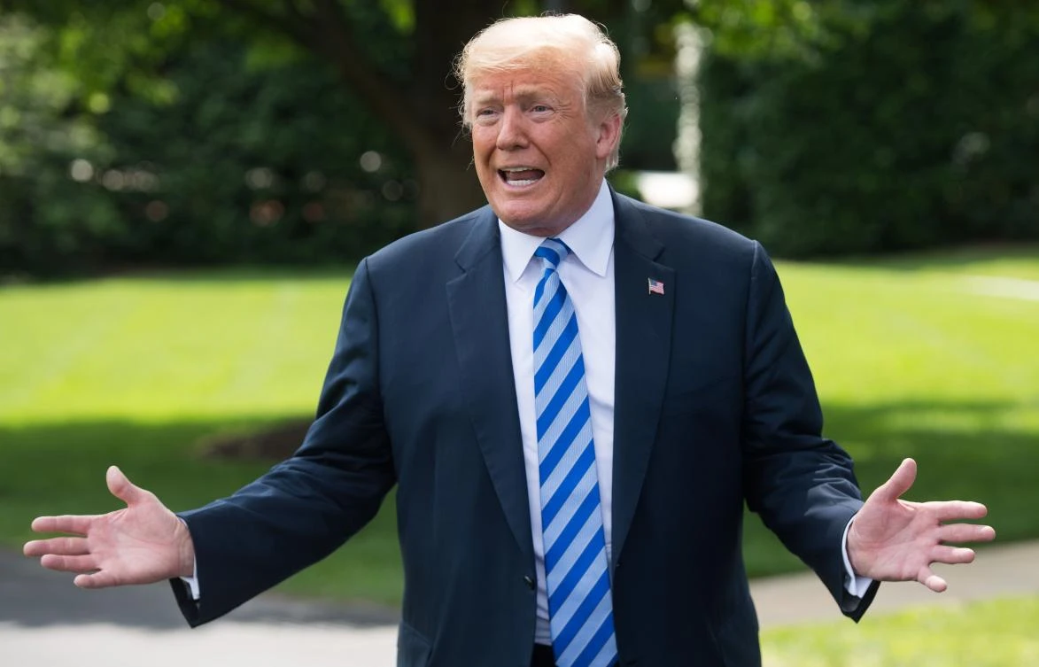 US President Donald Trump downplayed Paul Manafort’s role in his election campaign and complained the FBI should have informed him that his chairman was under investigation. (AFP)