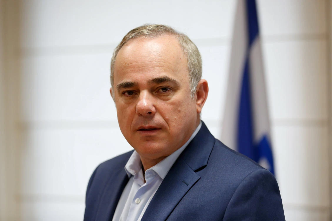 Israel's Energy Minister Yuval Steinitz poses for a photograph during an interview with Reuters, in Jerusalem November 16, 2016. (Reuters)