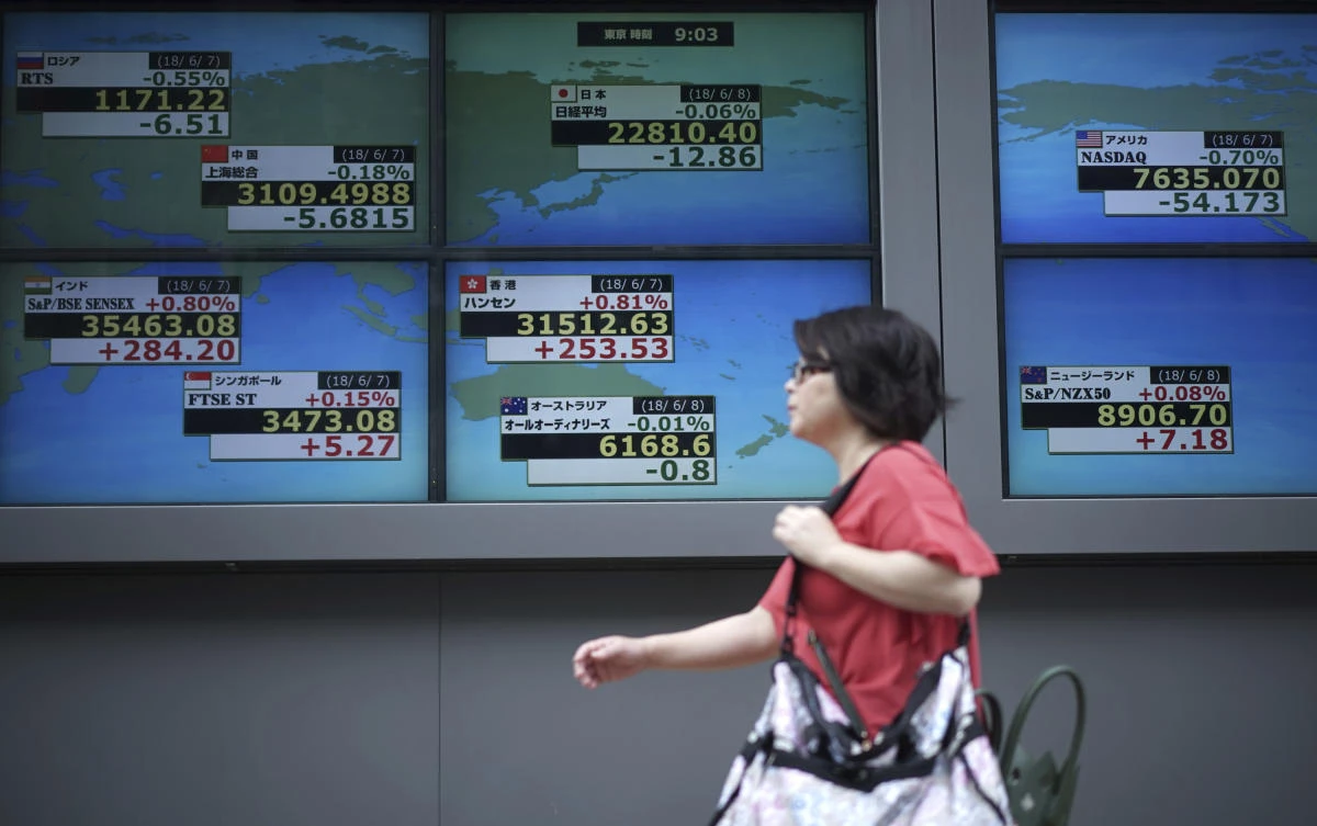 The January-March quarter ended the longest straight period of expansion for Japan since the late 1980s, lasting about two years. (AP)