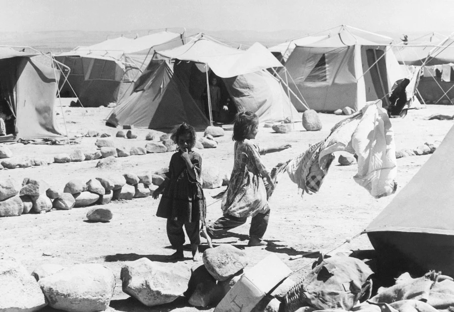 Palestinian girls play in August 1967 at a refugee camp in Jordan. The problem of Arab refugees increased sharply after Israeli aggression during the Six-Day War. (File Photo: AFP)