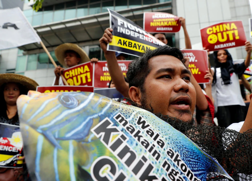 Philippines demands China stop taking fishermen’s catch