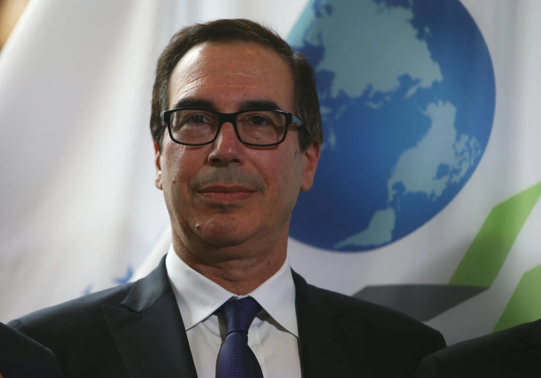 Photo showing United States Secretary of the Treasury Steven Mnuchin stands for the official photo at the G7 Finance Ministers Summit, British Columbia, Canada, June 1, 2018. (Reuters)