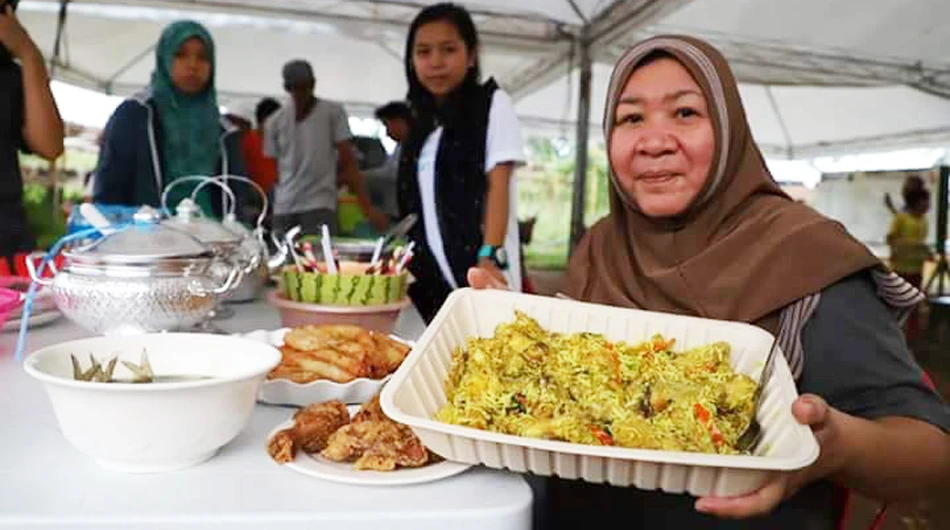 Ramadan helps to heal the wounds in war-ravaged Philippine city