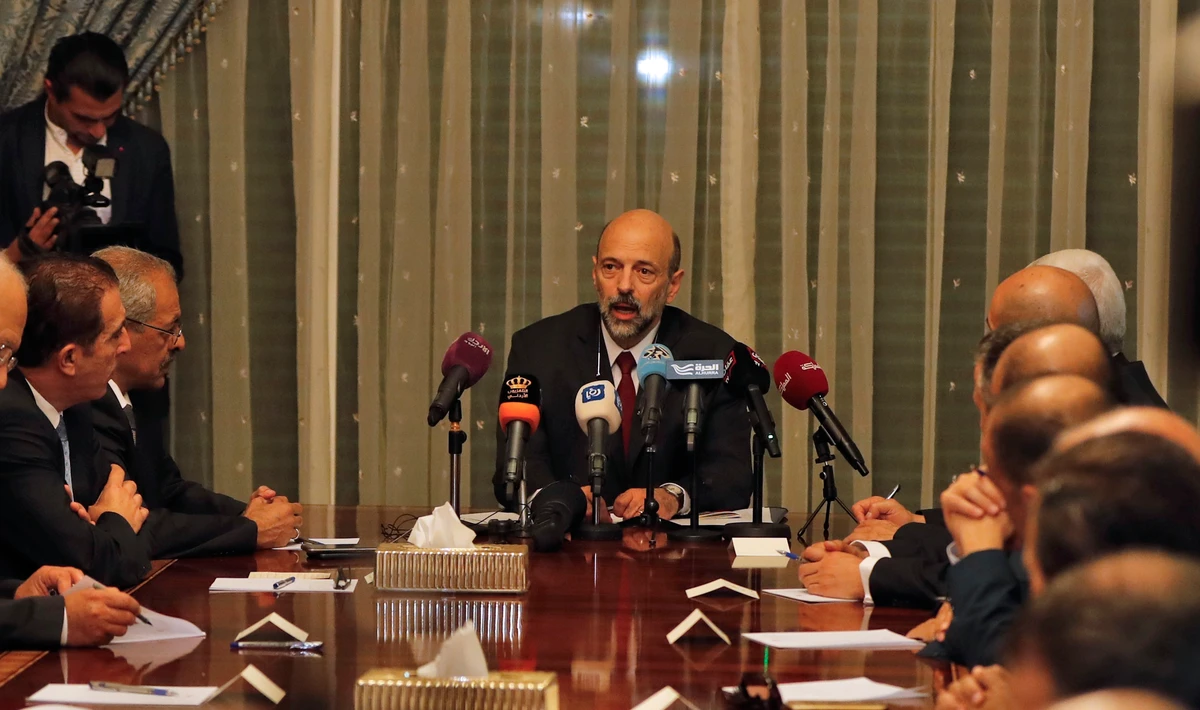 Analysis: too little, too late? What do Jordanians think of the cabinet shake up