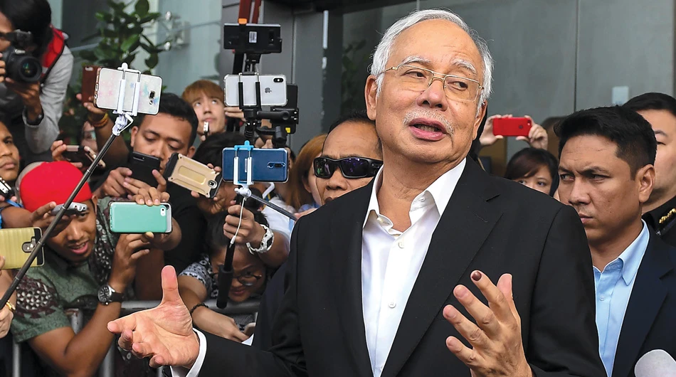 Malaysia reviews China infrastructure plans