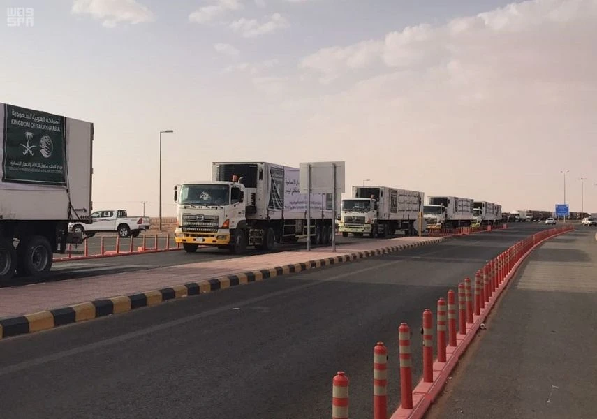 KSRelief dispatches 18 aid trucks to Hodeidah in Yemen. (SPA)