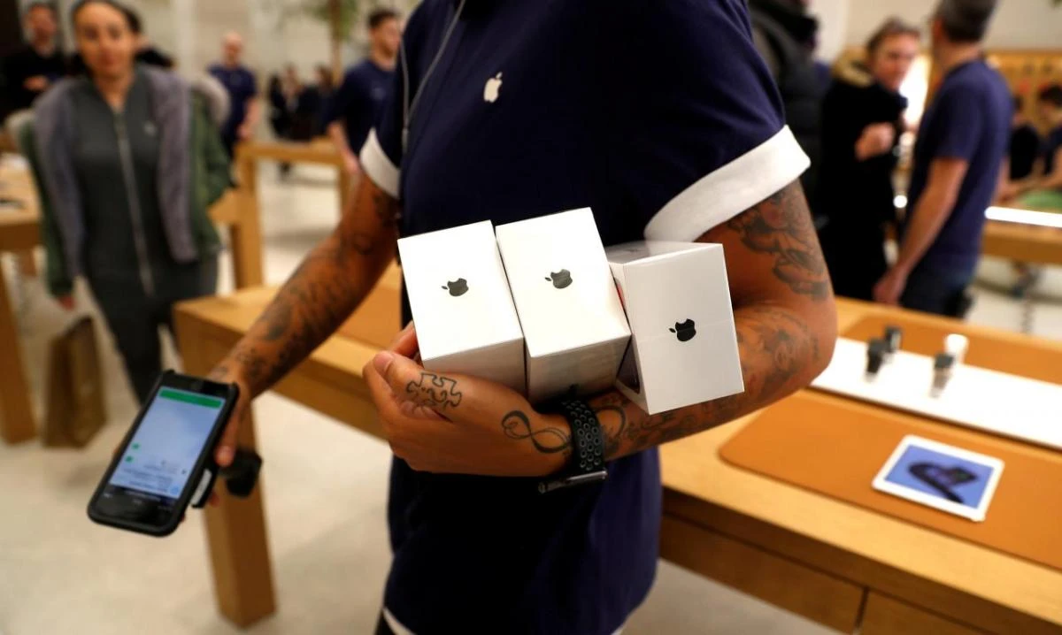 Apple’s most expensive smartphone, the iPhone X, was also its most fragile, with the screen, Face ID and glass back vulnerable to cracking if dropped, according to industry experts. (Reuters)
