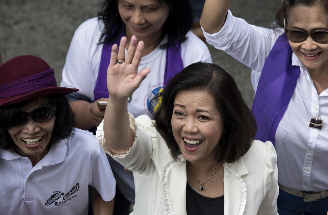 Philippine Supreme Court upholds expulsion of chief justice