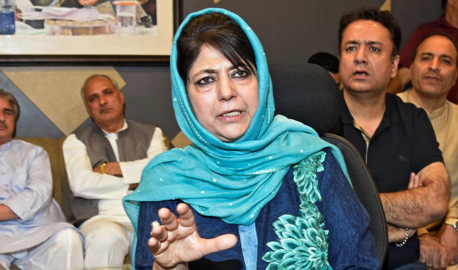 Former Jammu and Kashmir Chief Minister Mehbooba Mufti gestures as she addresses a news conference in Srinagar, on June 19, 2018. (REUTERS)