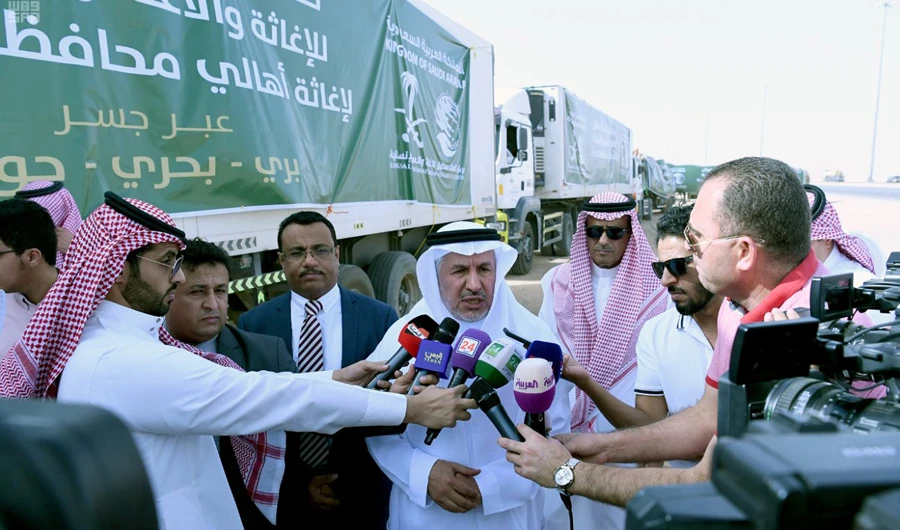 KSRelief 45-vehicle aid convoy heads to Hodeidah