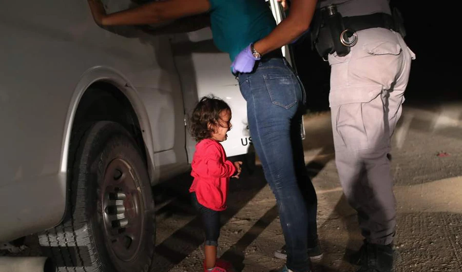Trump orders halt to family separations